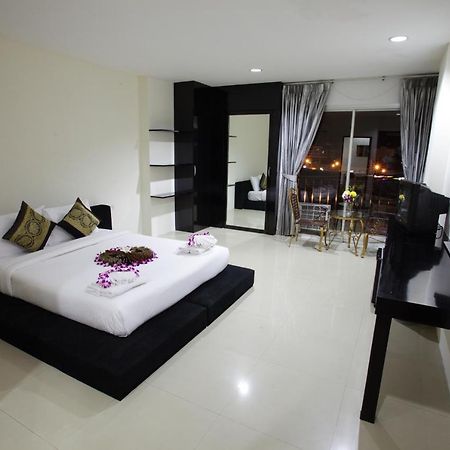 Lars-Lita Residence Patong Exteriör bild